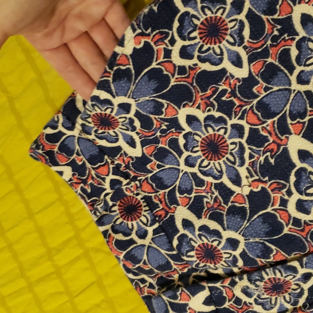 Loft Shorts - Picture 6 of 11